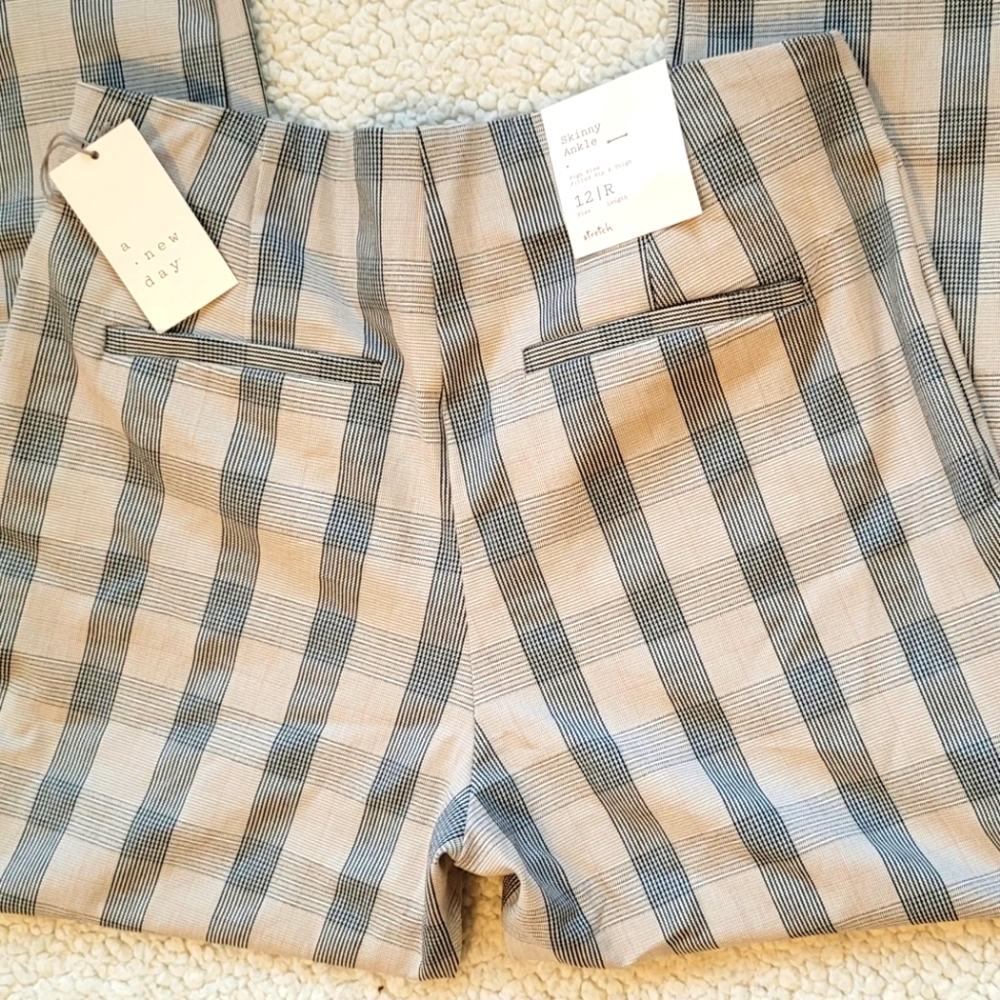 A New Day skinny ankle plaid business casual dress pants